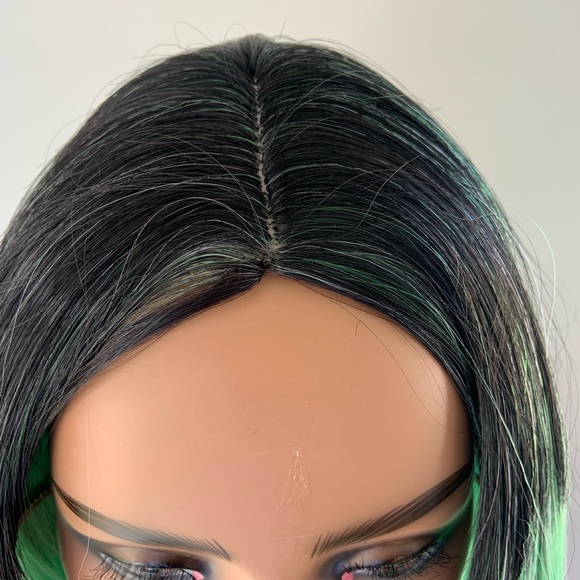 No Further Discount 🤩 Ombre Green “Put On & Go” Synthetic Wig for Costumes… - Picture 2 of 7